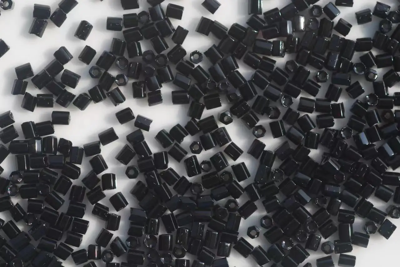 High Quality Fashion JS Glass Seed Beads - 49# 15/0 Opague Black Rocailles Beads For Garment & Jewelry