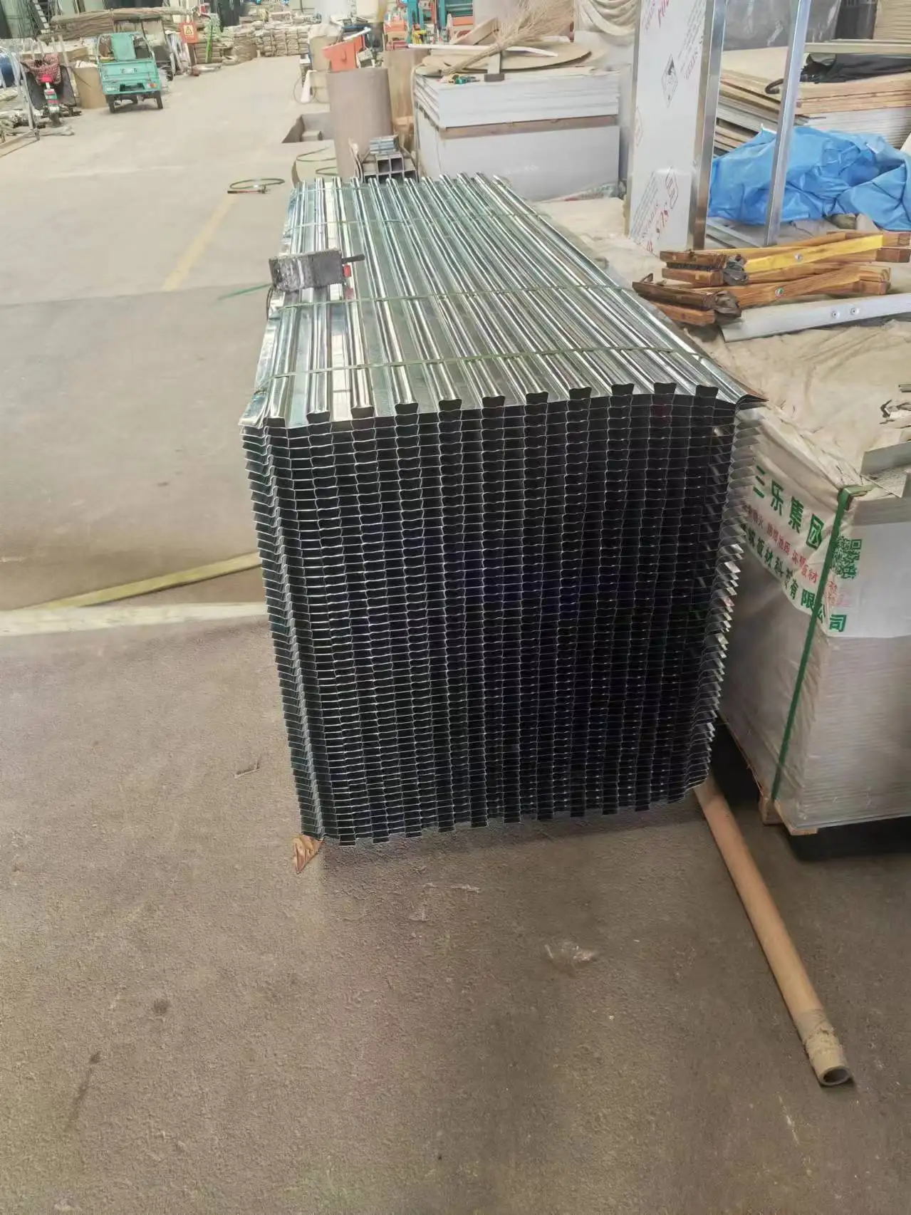 cheap price aluminium corrugated roofing sheet color coated corrugated roofing sheet