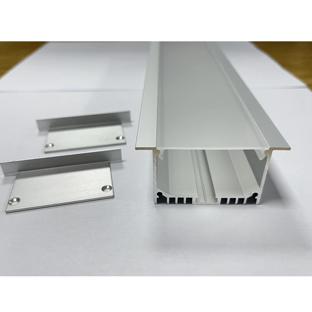 65mm * 32mm Small single customized diffuse reflective lens strip clipper soft film ceiling trough special nodark area SMD light