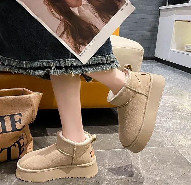Wholesale custom OEM daily warm shoes light waterproof heightened cotton boots flat ankle snow boots