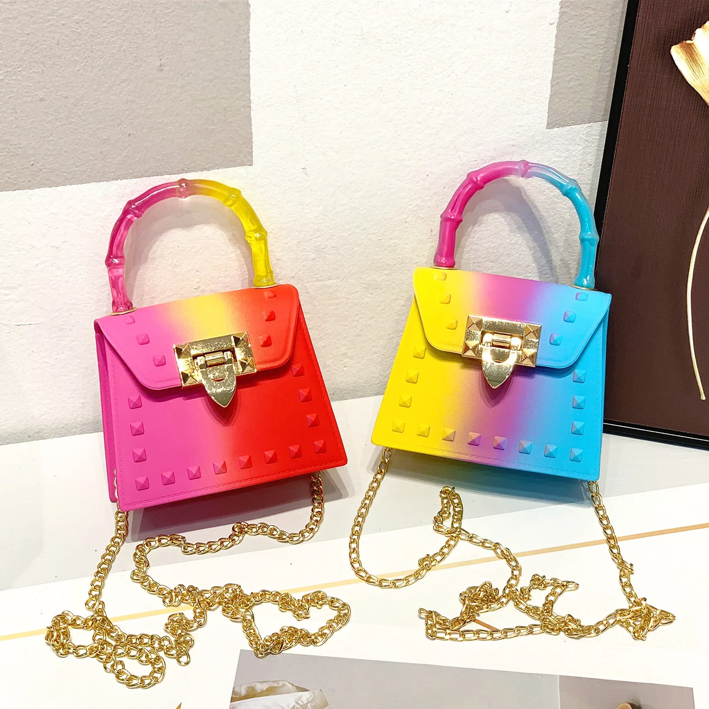 Wholesale Candy Women Handbag Kids Jelly Bag Colorful Rainbow Girls Purses Silicone/PVC Lady Shoulder Crossbody Sling Bags Purse