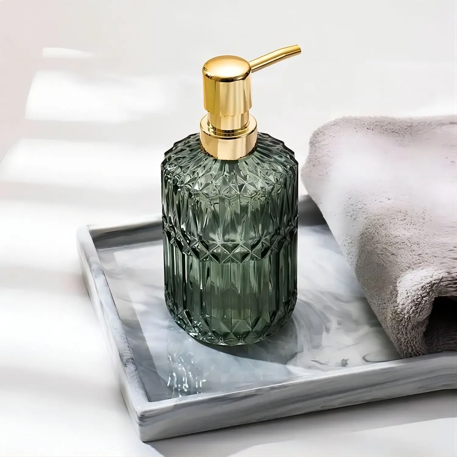 Wholesale high quality hot sell low price hotel liquid soap dispenser multi-color bathroom shower gel bottles