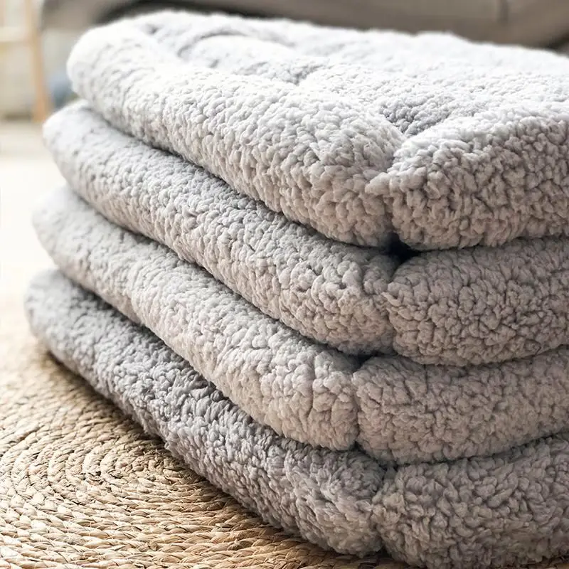 
Hanging Heated Large New Super Soft Fabric Felted Cheap Accessories Dog Mat Pet Bed 