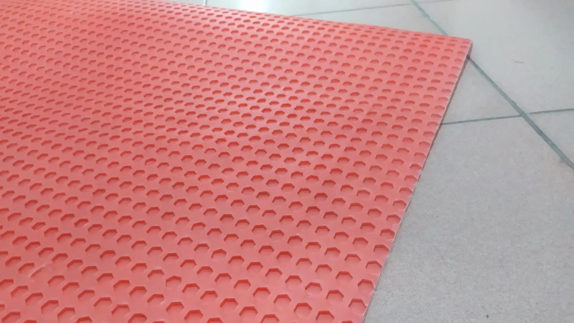0.5m*20m Chinese Cheapest Uncoupling Membrane Mesh Load Distribution wetroom membrane Tile underlay Waterproofing Membrane