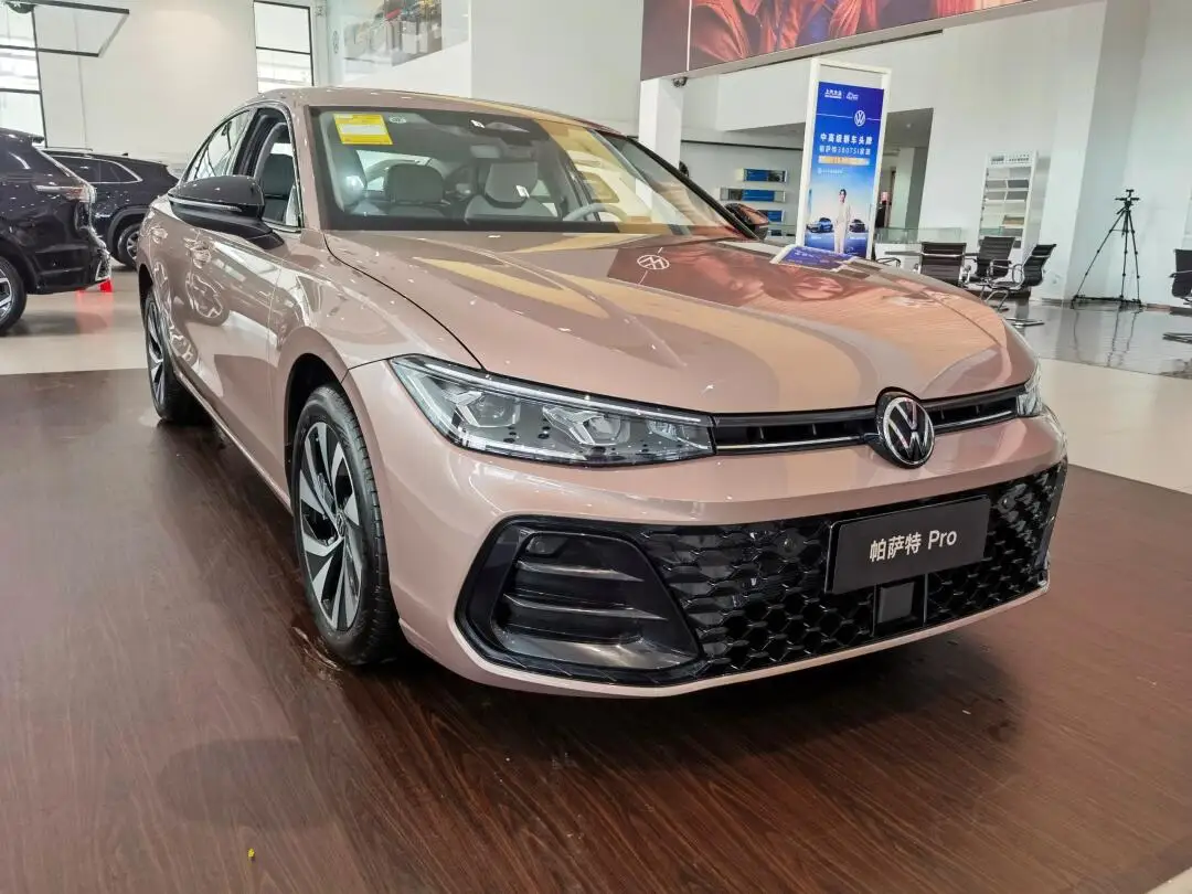 Volkswagons vw passats pro 2024 2025 2 0 т 4-дверный 5-местный седан FDW бензиновый автомобиль для volkswagens цена