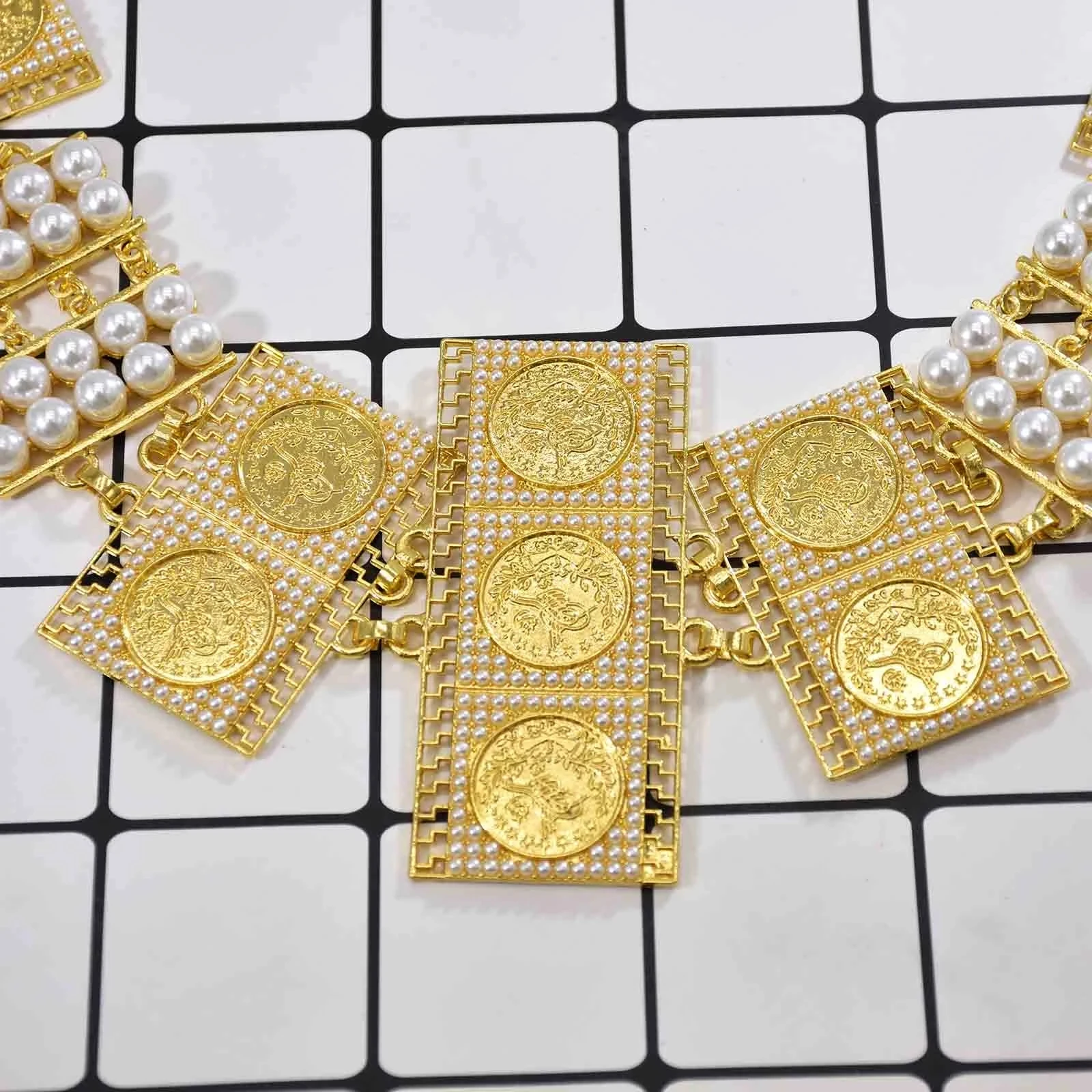 Belly Waist Belt for Women Gold Plated Sequins With Pearl Dress Body Belts for Women Party Jewelry Gift