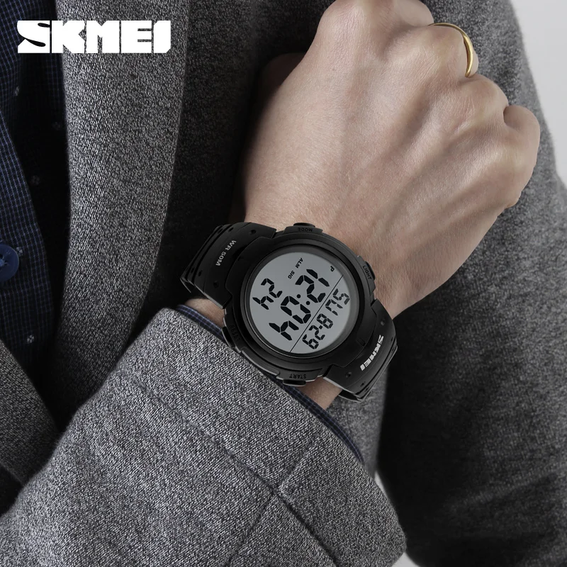 High Quality Watches SKMEI 1068  Big Dial Chronograph Rubber Strap Wrist Watches Diving 5Bar Waterproof Digital Watch