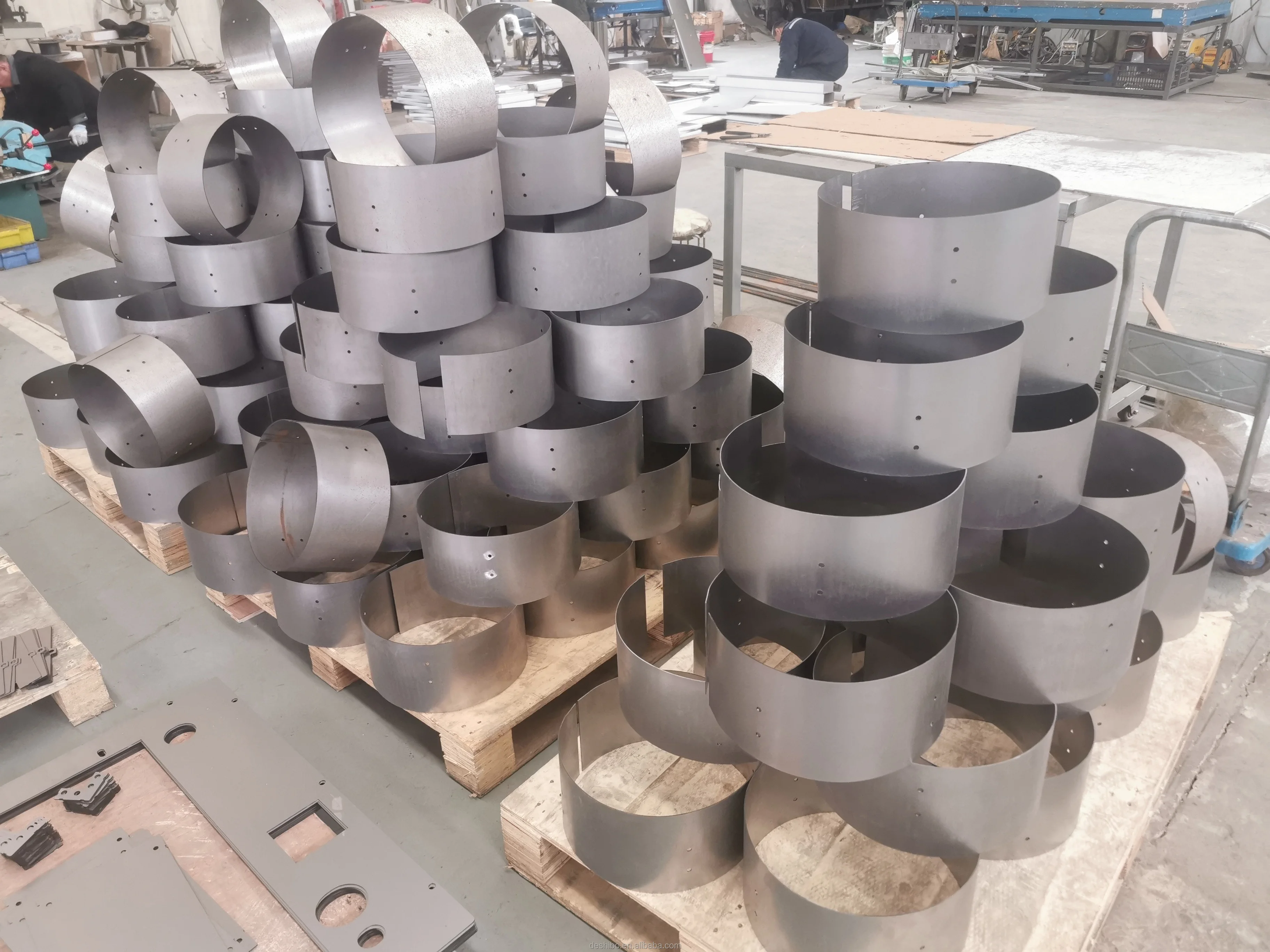 OEM Metal Stamping Parts Custom Factory Sheet Metal Fabrication CNC Processing Punching Bending Metal Stamping Assembly Parts