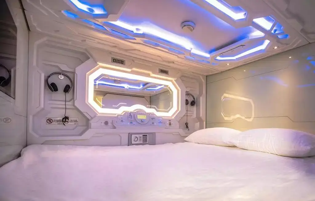  Горячая Распродажа капсула hostel future concept спальная кровать вакуумная формовочная Поставщик