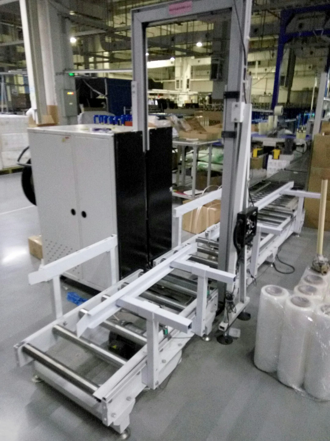 UDB-103A Automatic PP Side Seal Strapping Machine with Free Roller Table