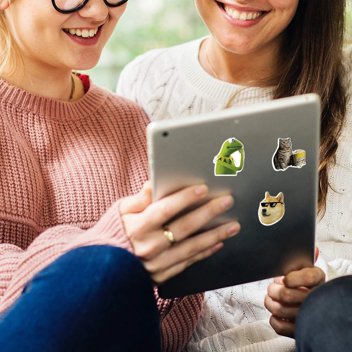 50Pcs Internet Emoticons Funny Spoof Stickers For Shop Girl Promotion Gifts Skateboard Luggage Laptop Vinyl Stickers