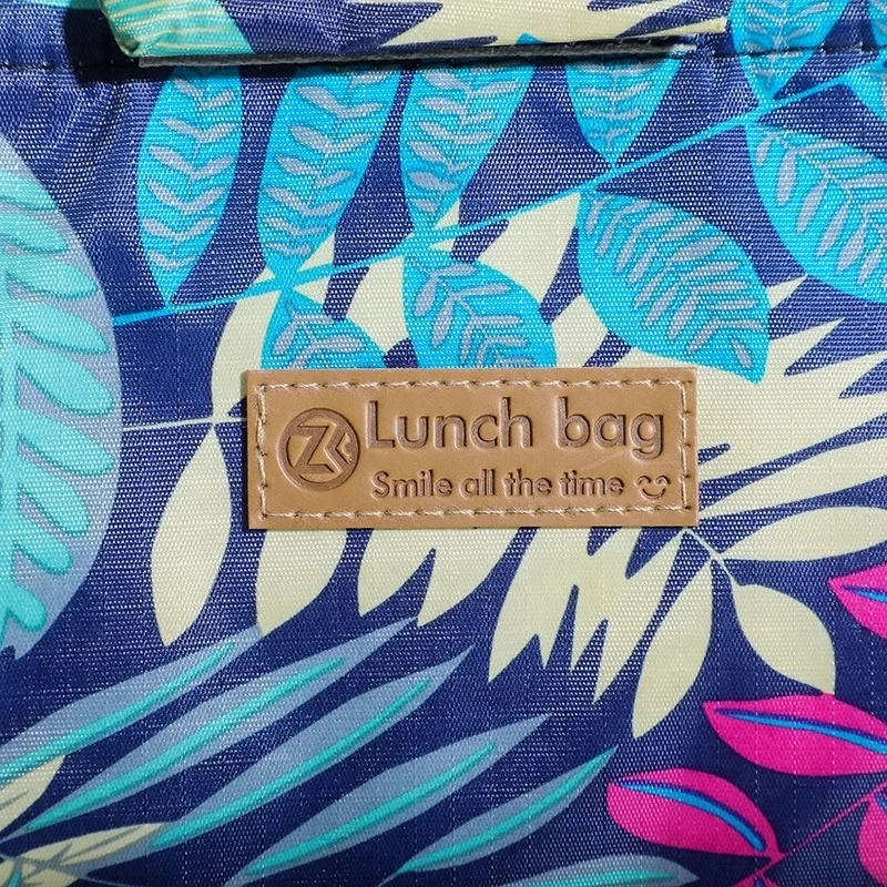 Custom cheap reusable portable waterproof cooler bag picnic travel child insulated kid lunch bag 2020