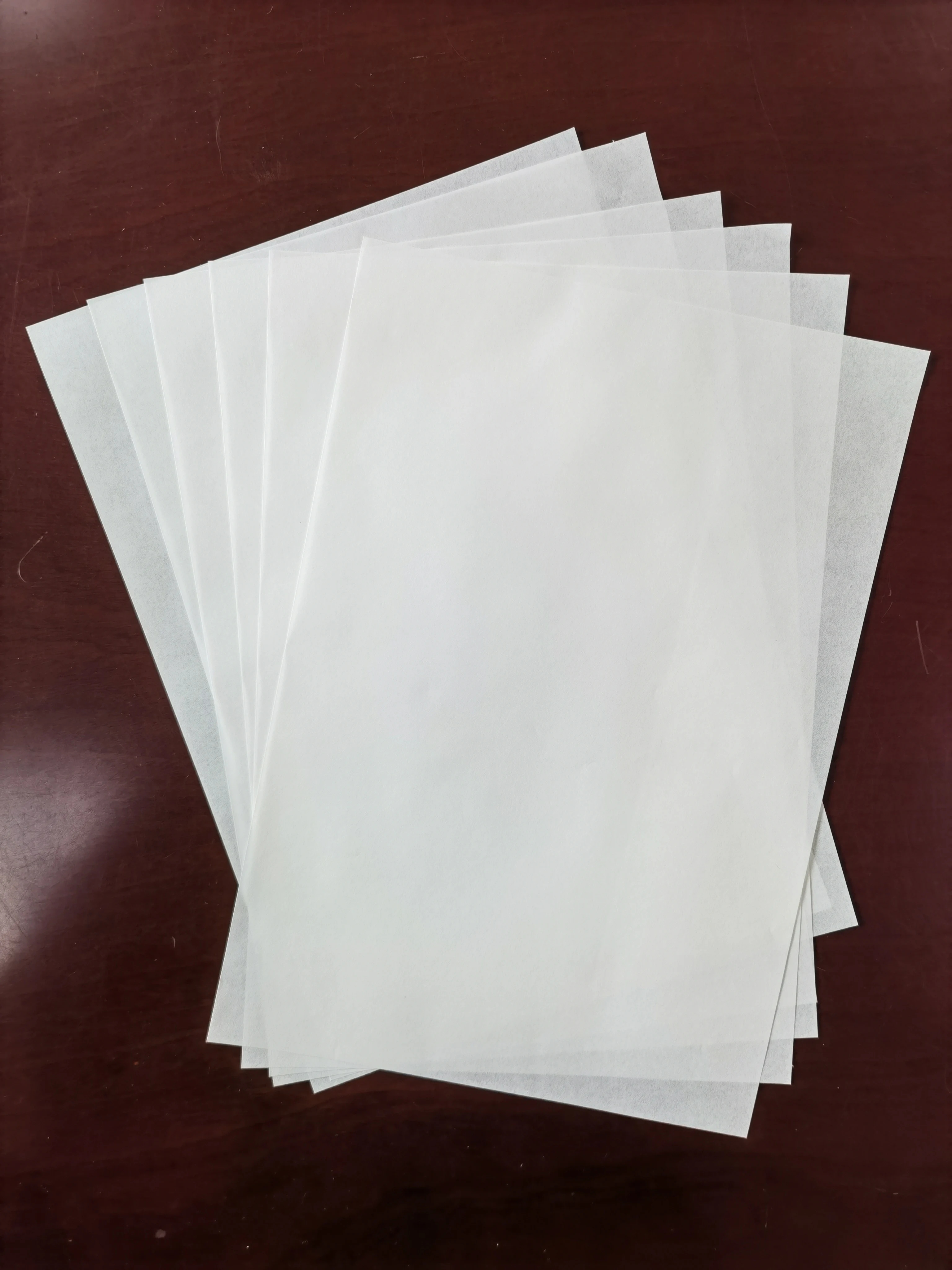 Printed Greaseproof kraft paper 28-50gsm custom size Paper Packing Paper for hamburger or popcorn