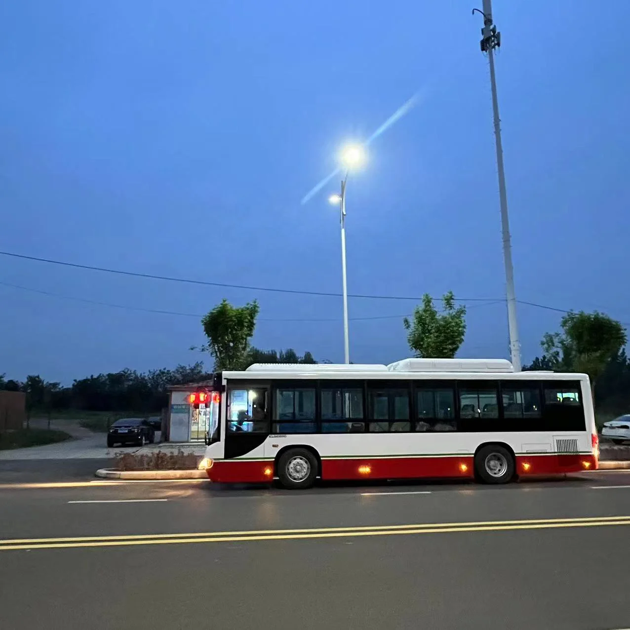 Higer KLQ6109GCE4-CNG 40-44 Seats Luxury Coach  Used Automatic City Bus Passenger Coaches And Buses