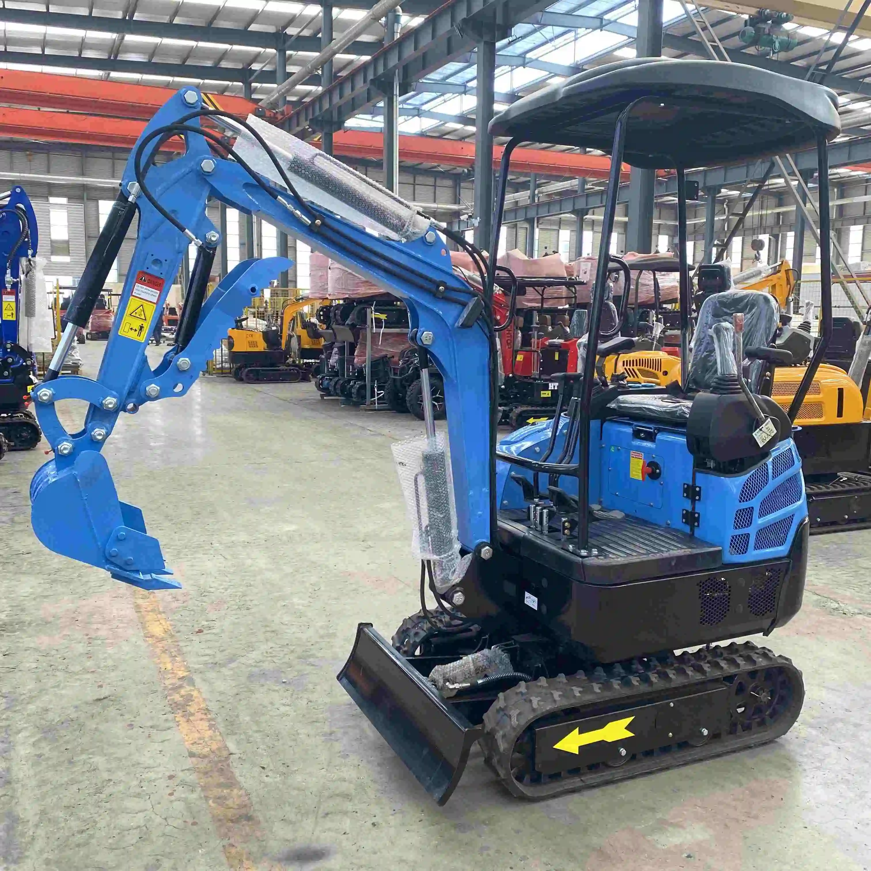 1500KG small excavator mini excavators cralwer mini digger for sale