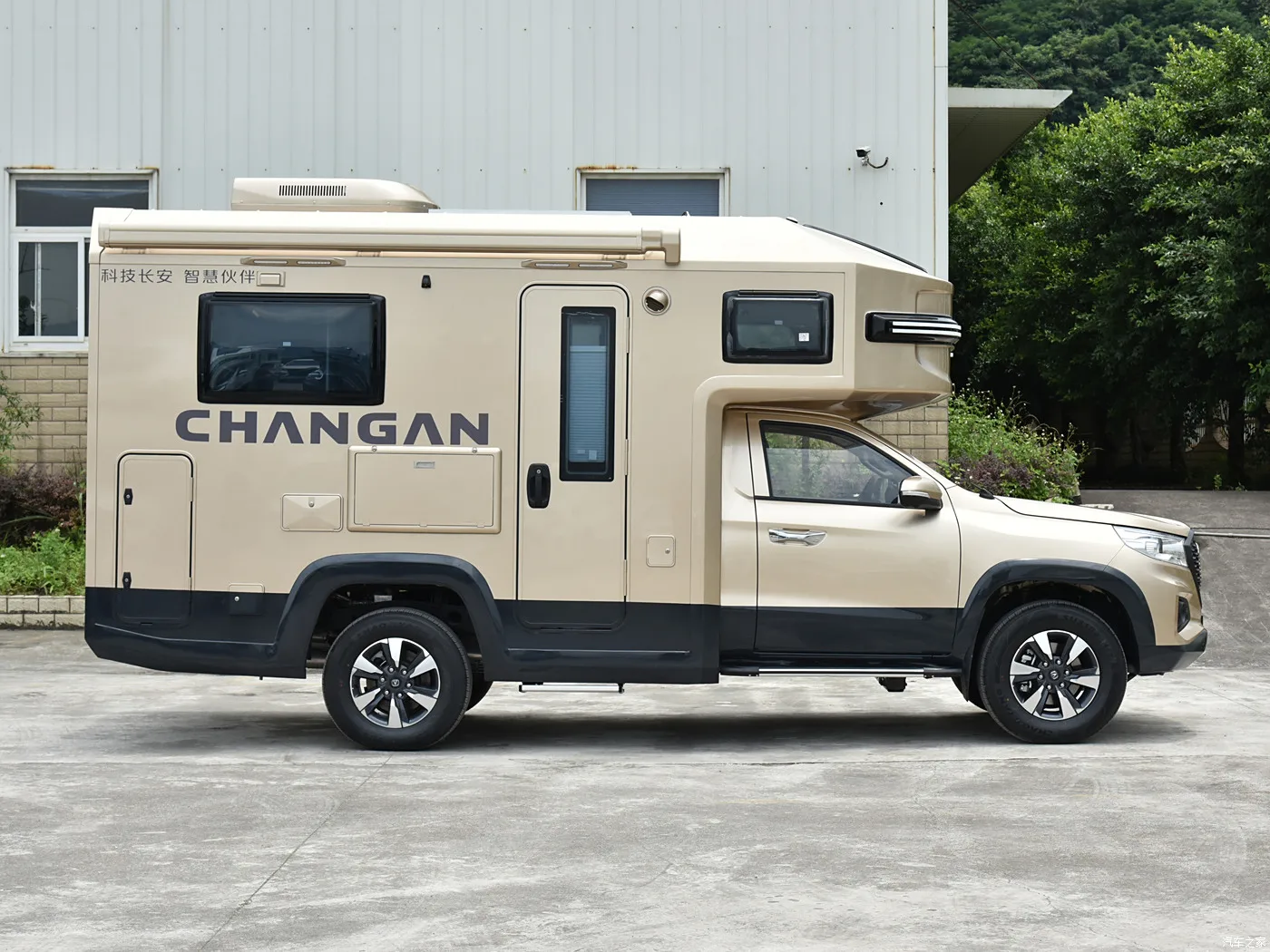 High Quality Factory Sale China Petrol Caravan Rv 4x4 Campervan Motorhome Changan Scenic Motorhome Turkey