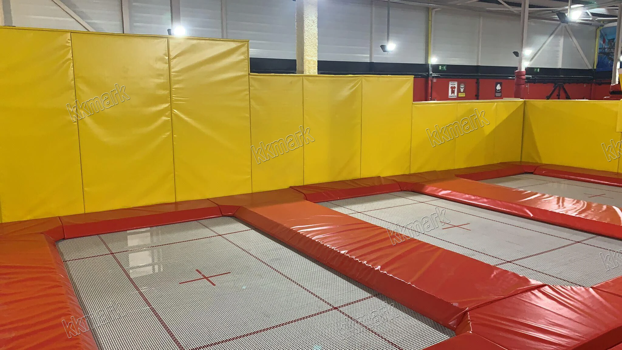 indoor outdoors entertainment harness jumping park commercial rebounder profesional trampoline park manufacturer