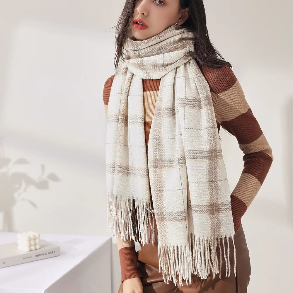 factory wholesale custom thick plaid winter scarf ladies elegant cashmere pashmina  plaid tassel scarf