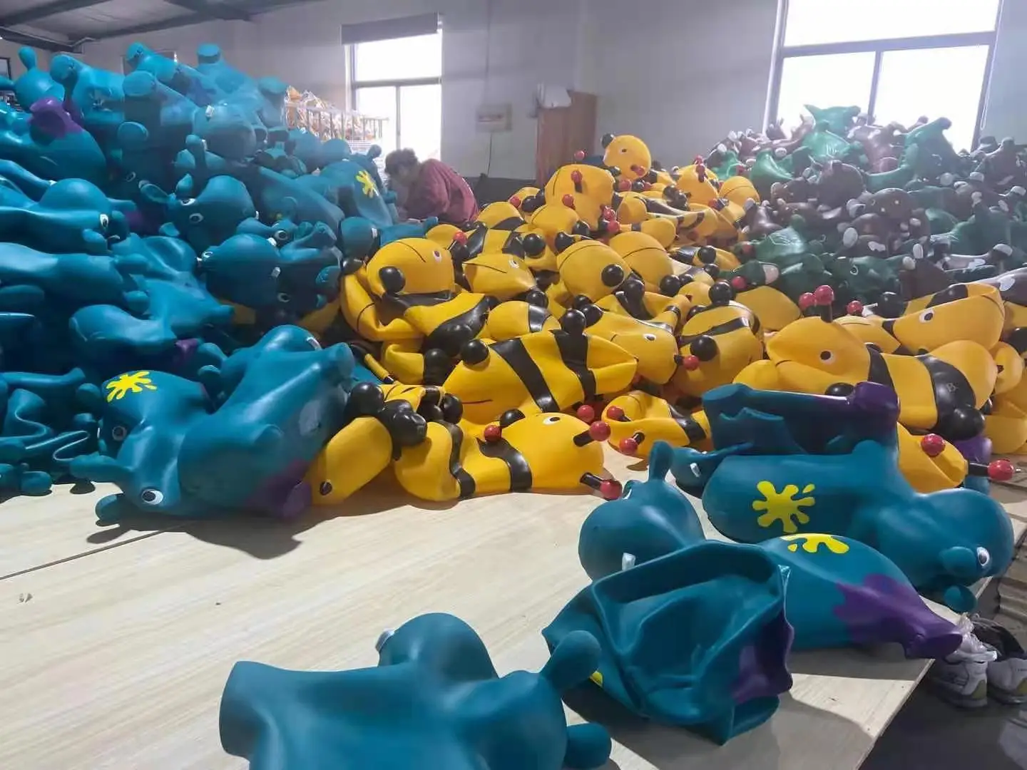 Hot sales toys 2021flex Hopper bouncing rubber inflatable jumping animal white cow for baby