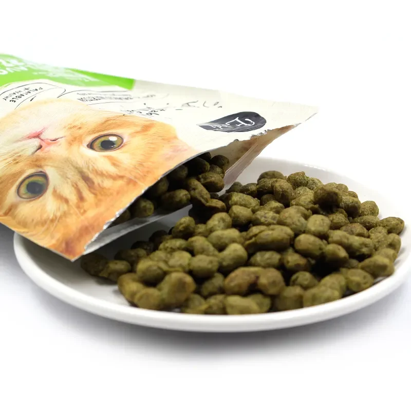 OEM 100% Balanced Nutrition Protein Crunchy Bites Freeze Dried Kitten Snacks 60 G Tasty Fish Flavor Cat Treats for Dental Health
