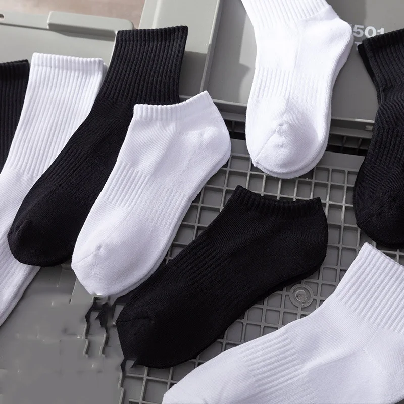 Quality Athletic White Black Ankle Gym Socken Cotton Quarter Crew Logo Custom Design Men Sports Socks