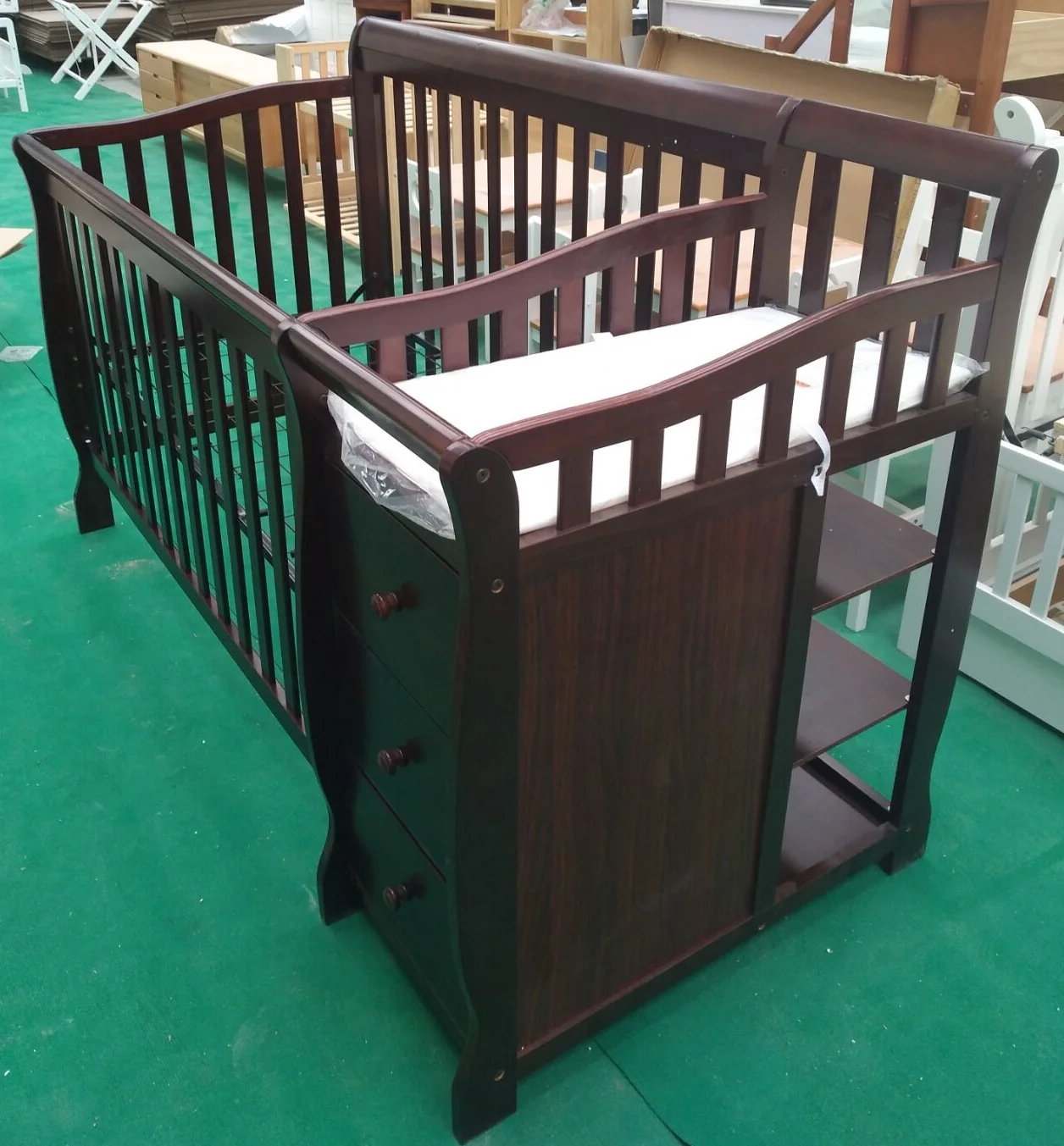 Convertible Crib, Baby Cot North American style 4 in 1 pine wood solid wood Baby crib with drawers