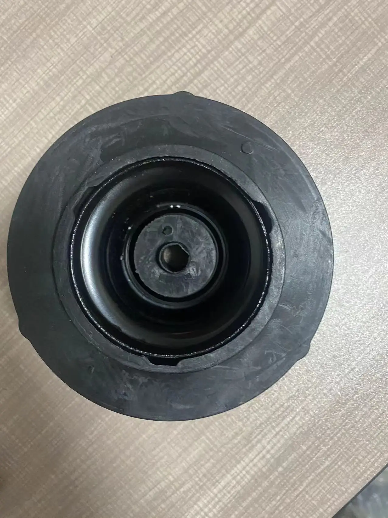 Auto Parts Suspension Mounts for 48609-0k070