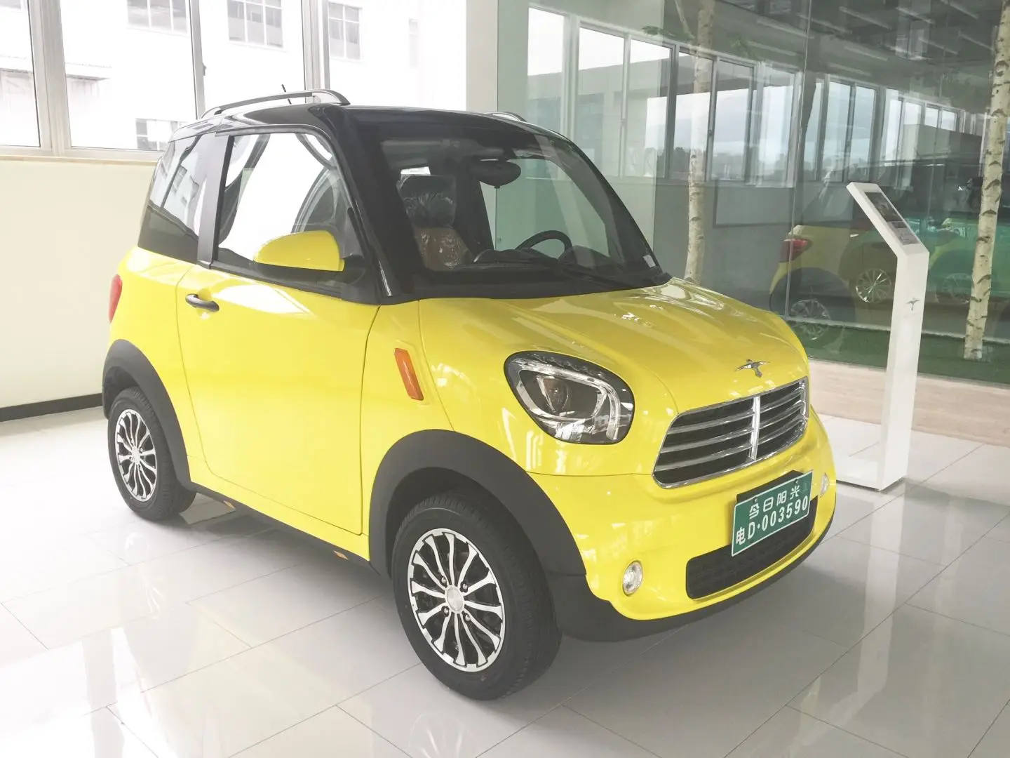 Sunshine cheap electric quadricycle mini EV city use auto SUV with EEC COC certificate made in China