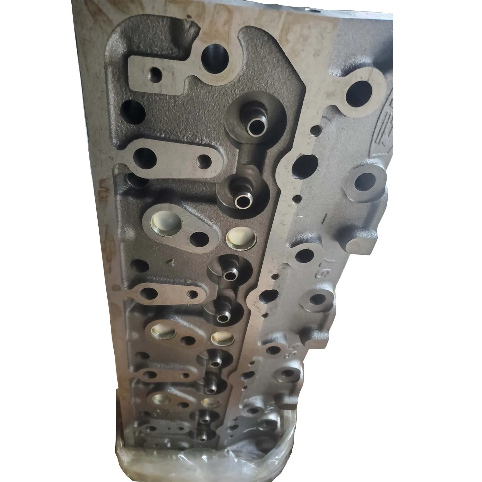 Cylinder Head YN4100QBZ-LNewest Design Top Quality Light Truck Diesel Engine Spare Parts Cylinder Head