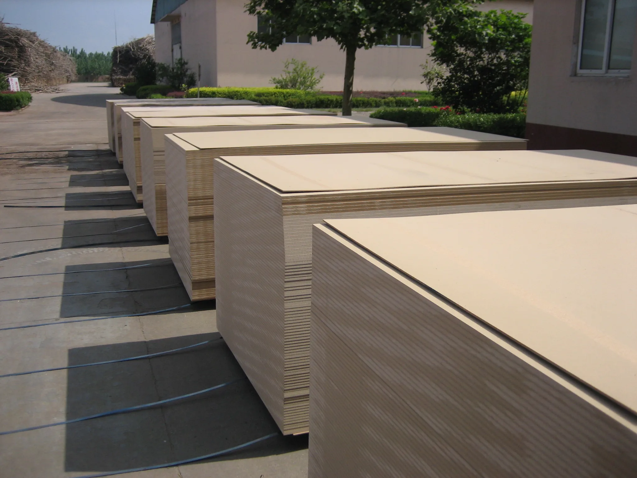 1220*2440mm MDF Board 2mm-30mm Plain Mdf