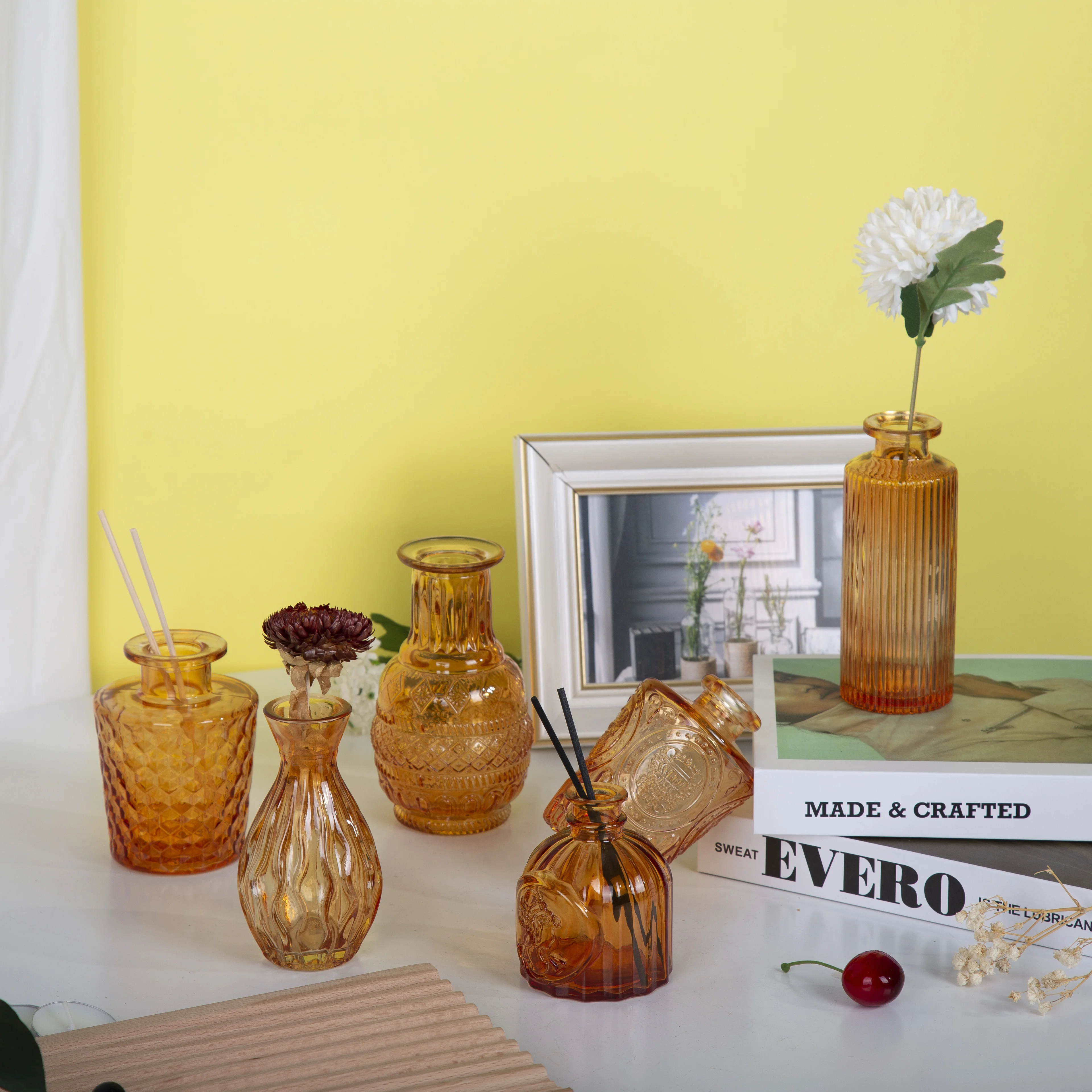 vintage embossed colored minimalist striped nordic style customised small amber glass bud vase 24 pcs set