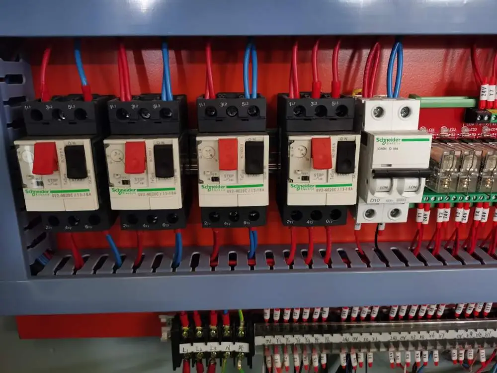 Drilling and milling machine