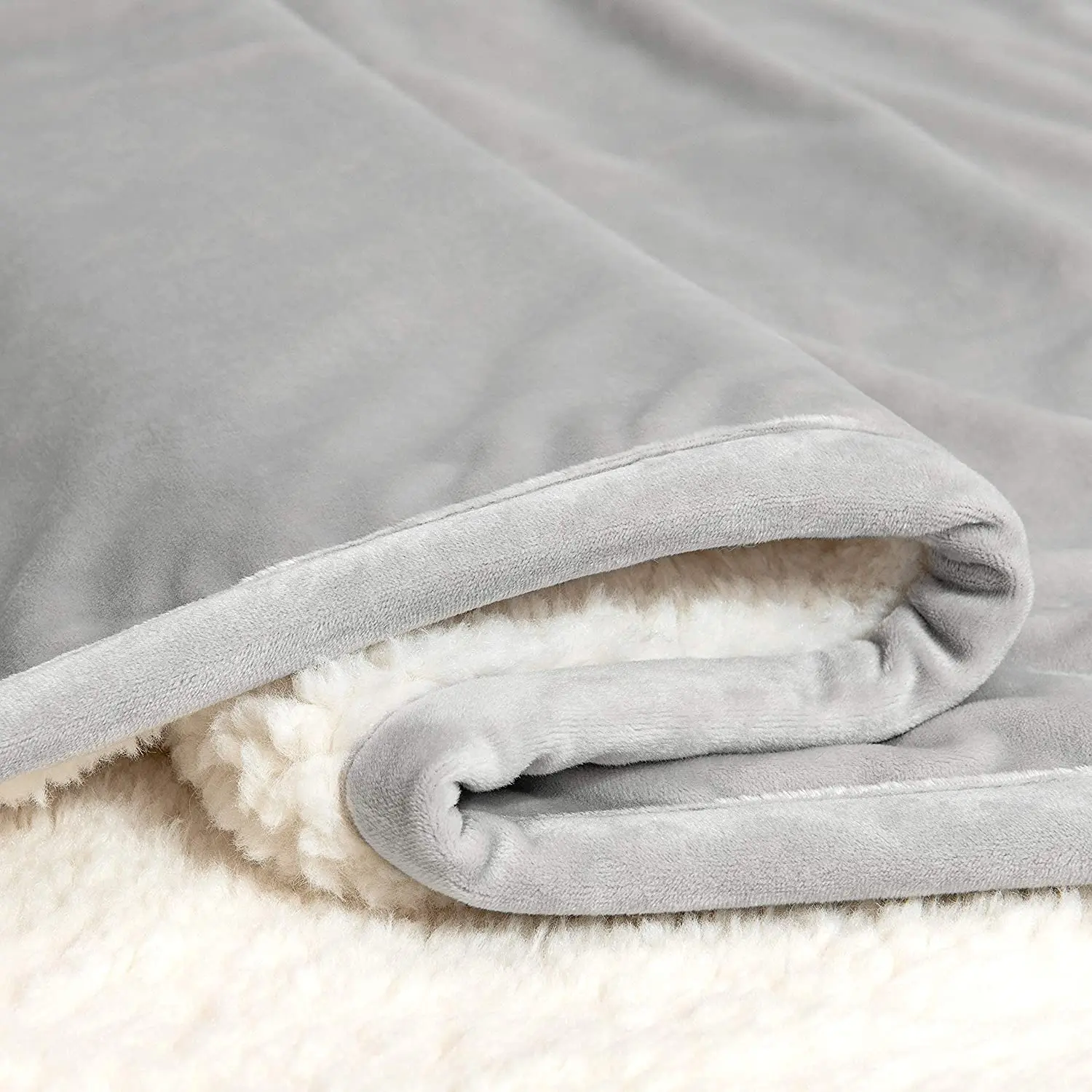 Nordic Soft Warm Cozy Sherpa Plain Throw Fleece Thermal Blanket  Luxury Solid for Winter High Quality Polyester