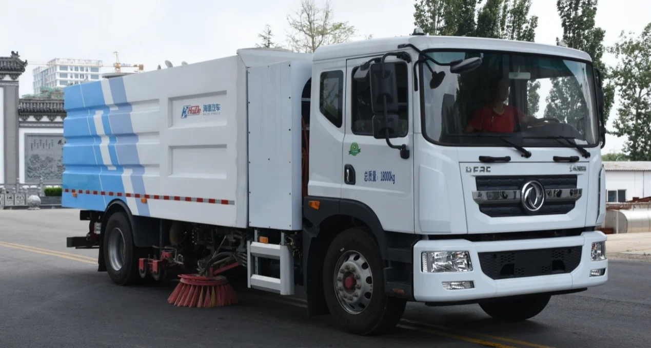 China Full Pure Electric Road Sweeper Washing  Truck Vacuum Street Sweeper Municipal Cleaning Equipment for Sanitation