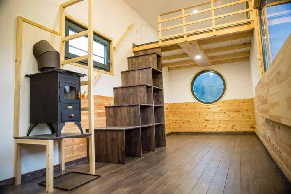 Fully equipped wooden prefabricated green tiny home mobile trailer houses