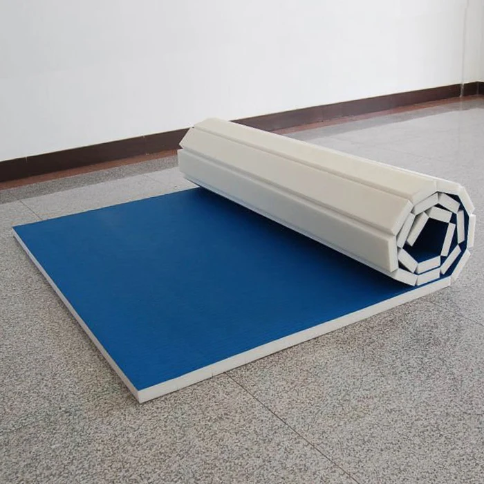 Cheerleading Tumbling Karate Rolled Up Mats for Sale