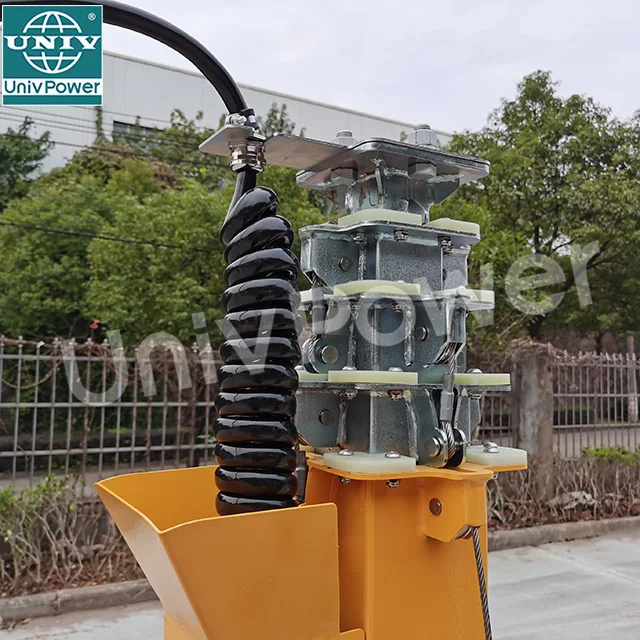 4.5/6 /7.5/9M Portable Telescopic Telecommunication Mast for Solar Light Tower