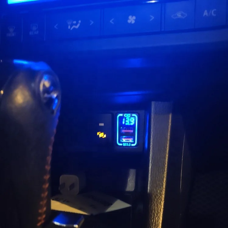 QC3.0 Dual USB Car Charger Adapter with Digital Voltage Voltmeter Display Universal Phone DVR Fast Charger for Toyota