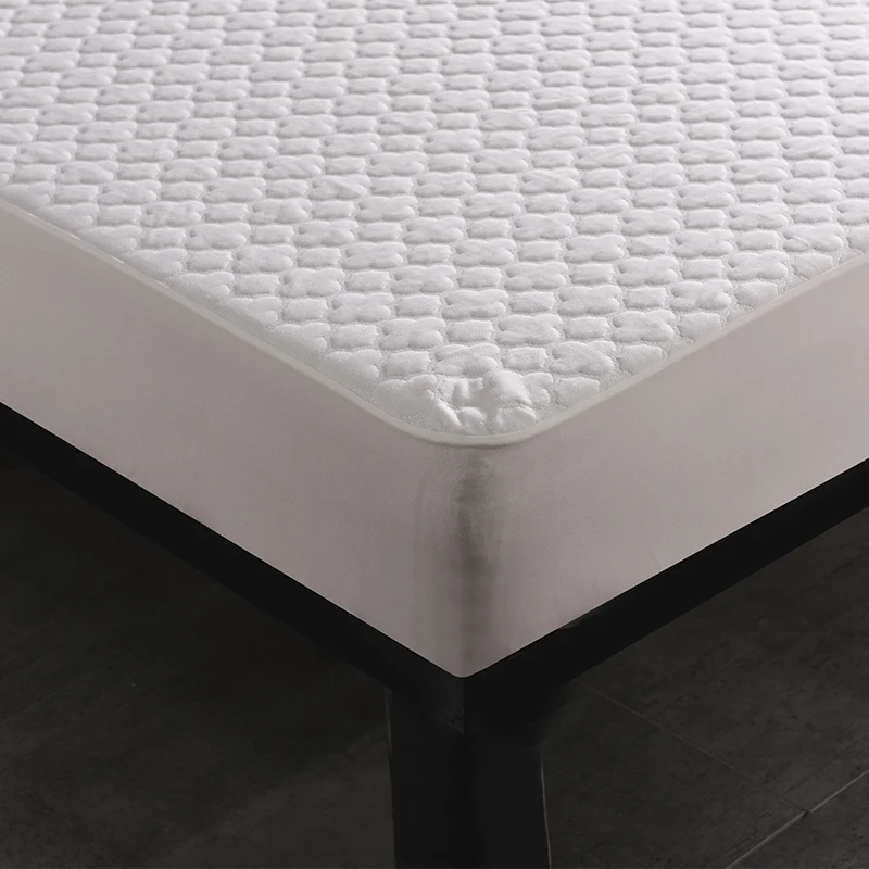 Wholesale Price Padded Mattress Protector Waterproof Quilted Mattress Cover Protector Line Fabric With Pillow Cover