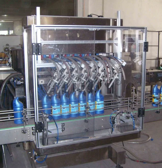 2000 Bottles Per Hour Multi functional automatic 3 in 1 Pet bottle Water filling Machine Line