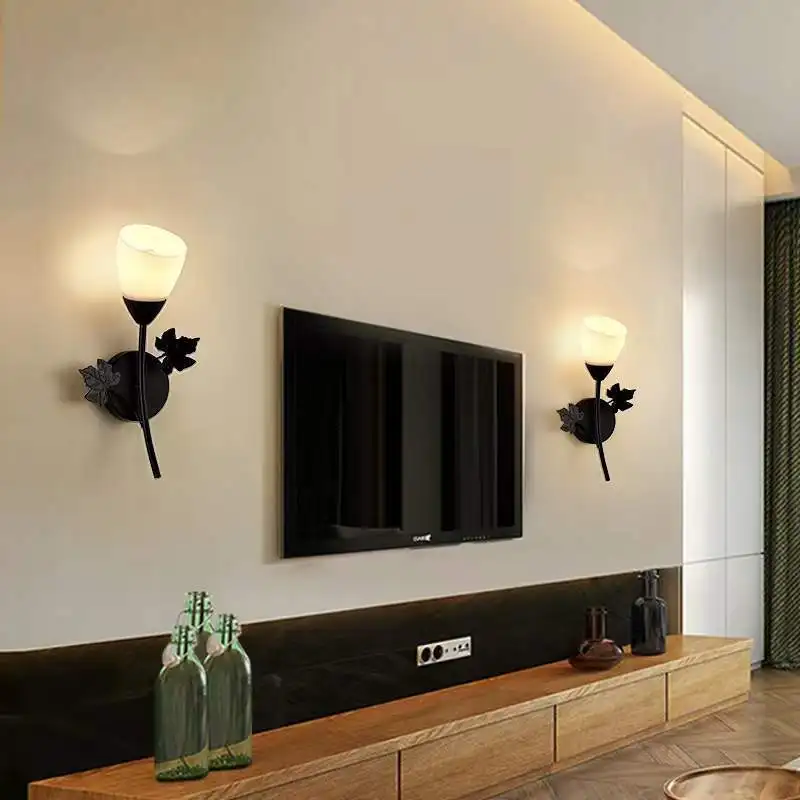 Art Deco Indoor Decorative Wall Light Gold White Glass Lampshade Wall Lamp Sconce for Home Living Room