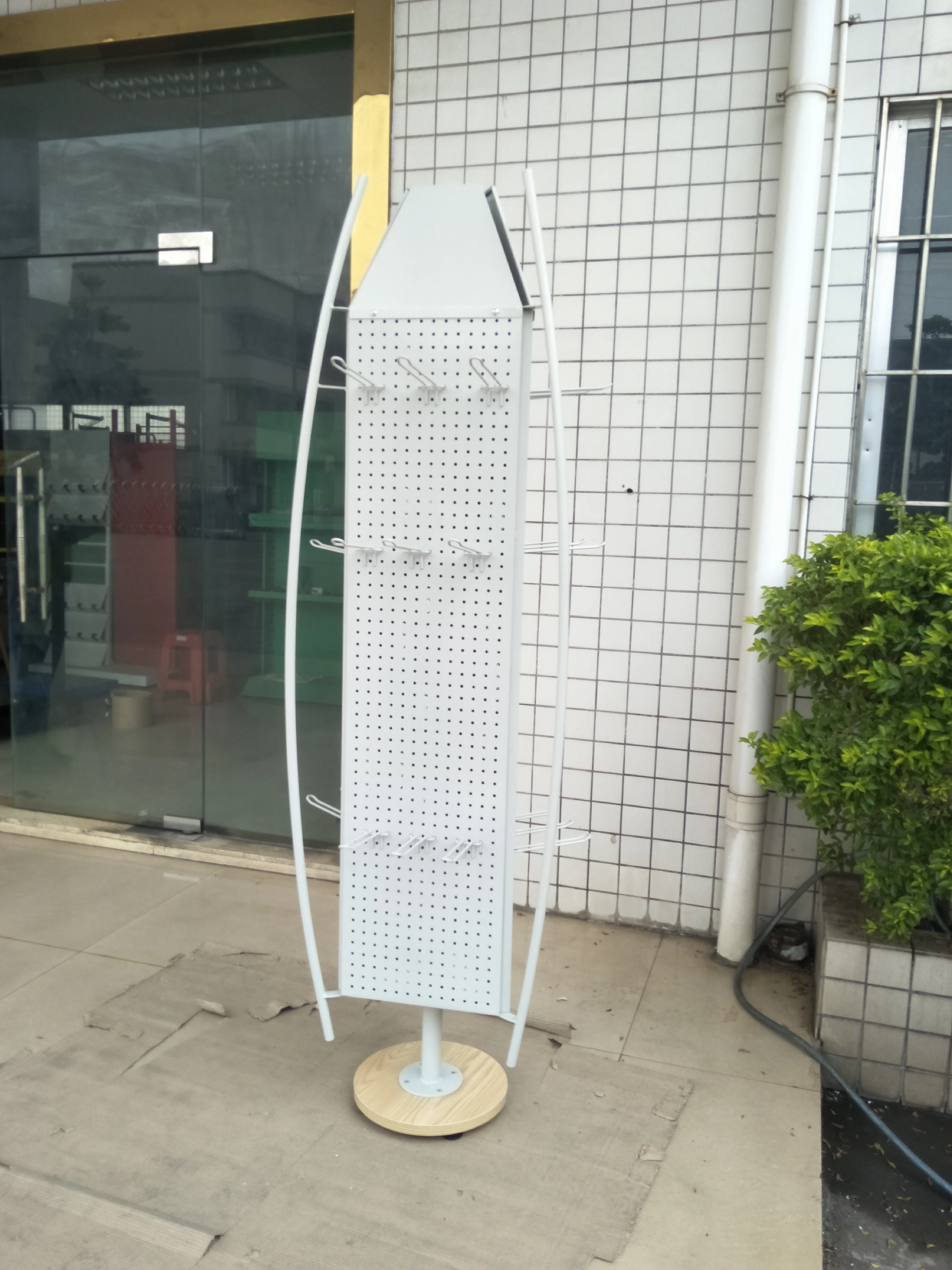 3-сторонняя треугольник Pegboard пол Spinner стеллажи для выставки товаров поворотный демонстрационные стенды-стеллажи Аксессуары наращивания