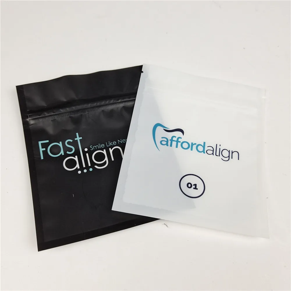 Custom Teeth Aligners Packaging Bags Three Side Seal Zip lock Reusable Aligner Packaging Zipper Sachet Aligner bag