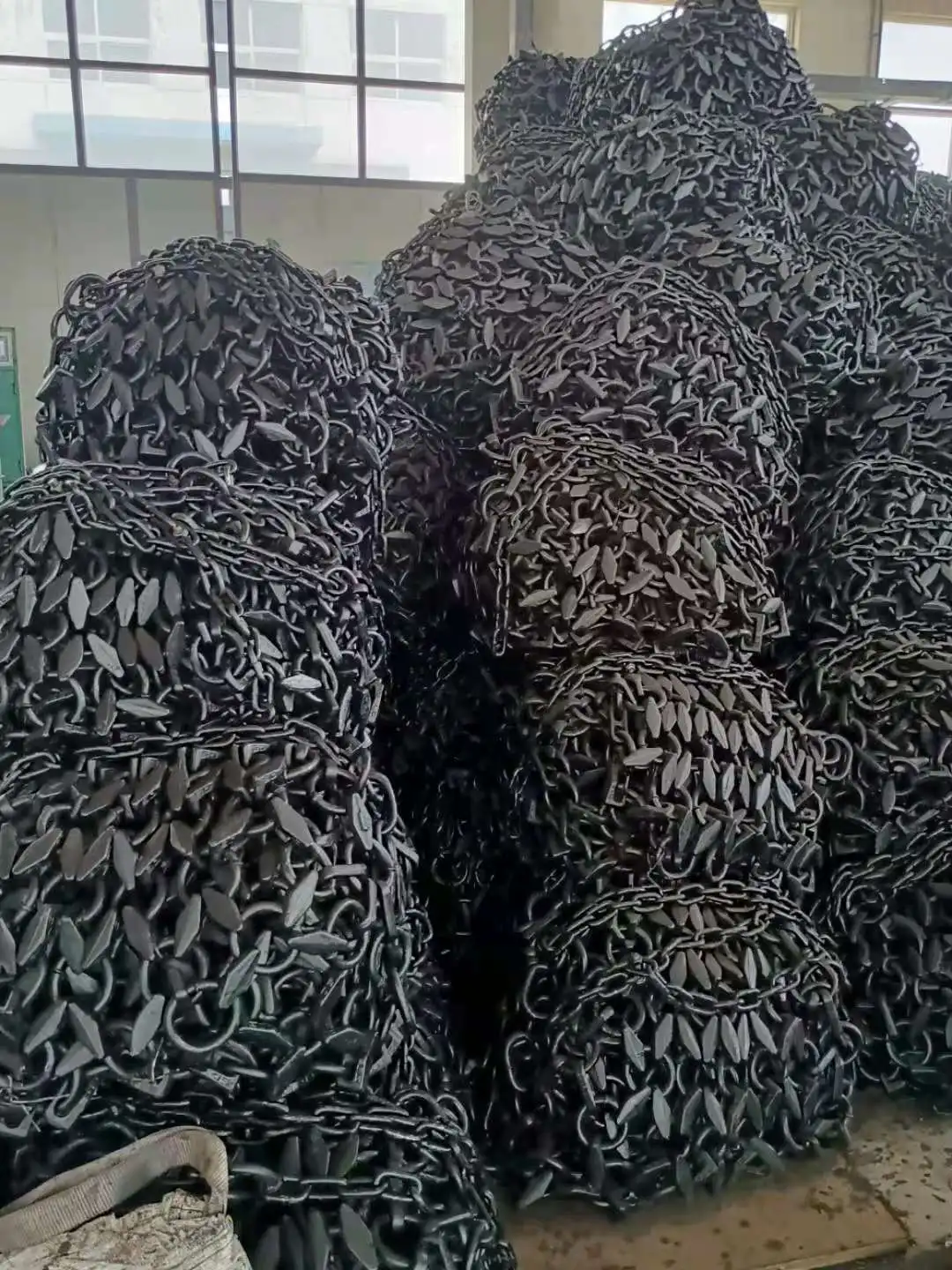 29.5-29 Truck Wheel Heavy Duty Chain High Security Tire Protection Chain