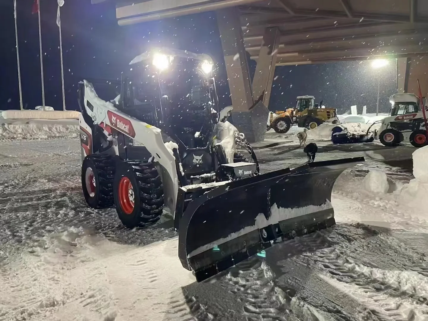 Good condition low price Bobcat S76 used loader