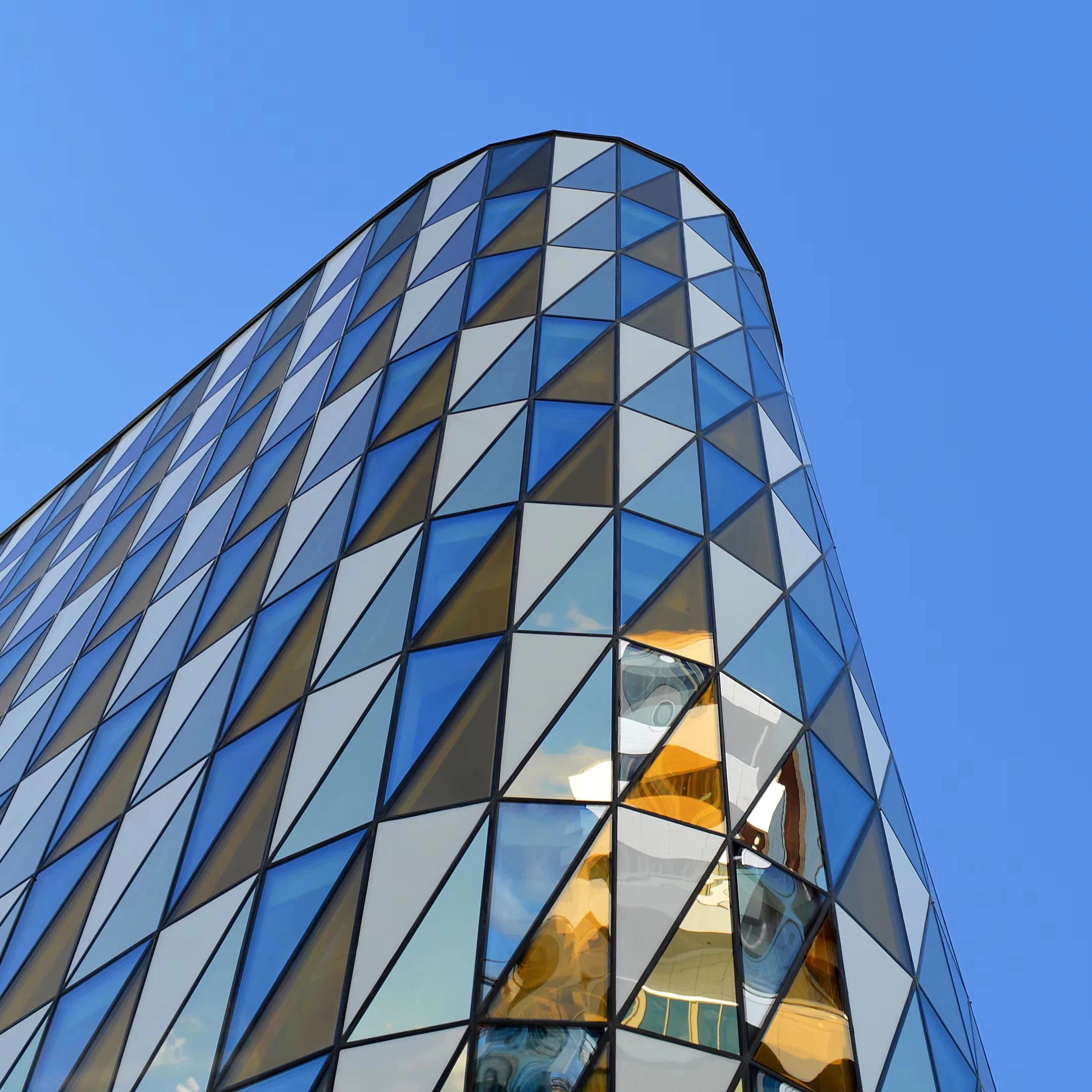 Новое состояние тонкого стекла закалочная машина/Тонкая Стеклянная печь/3 мм Закалка 1200*5000 4*17 футов