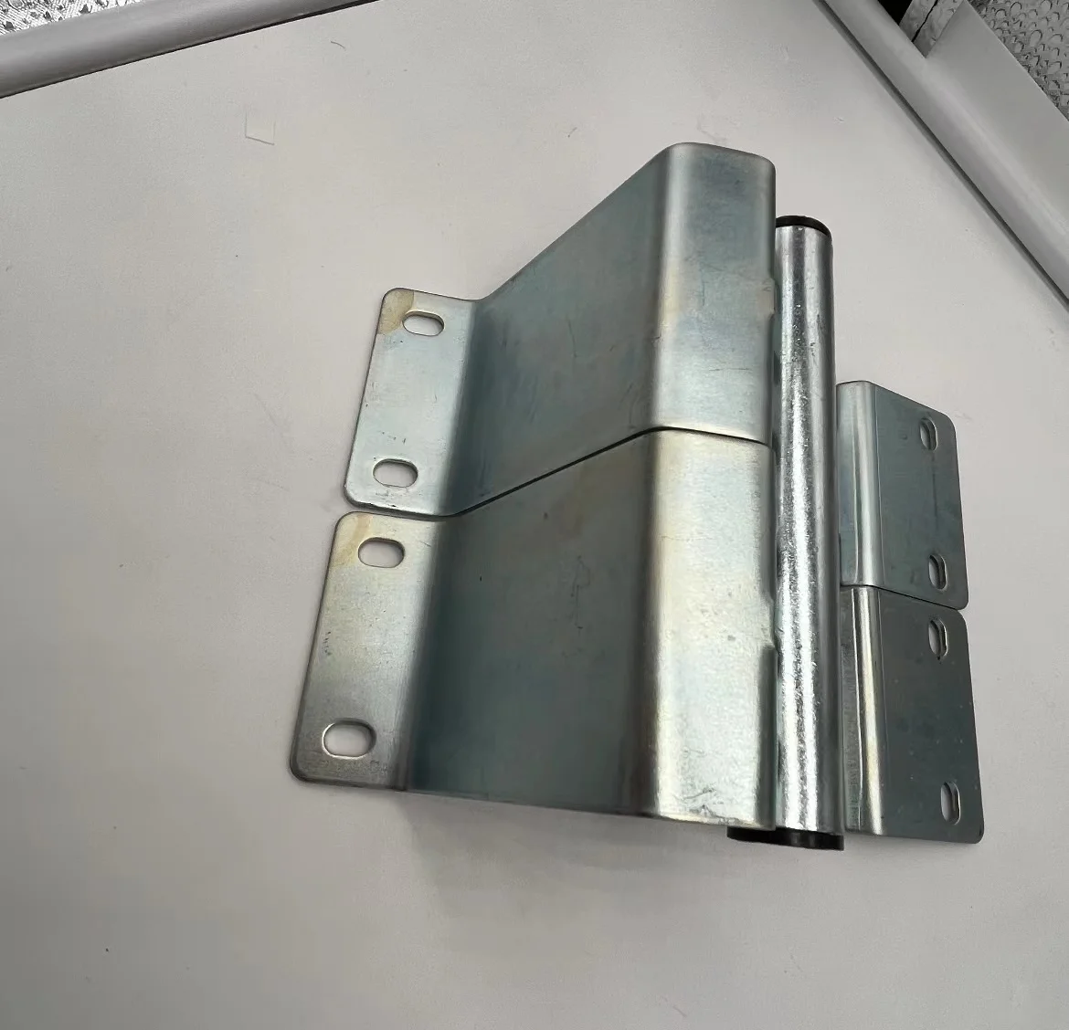 Hot selling garage door monorail upper bracket fixed bracket pulley fixed hinge flap door fittings galvanized bracket