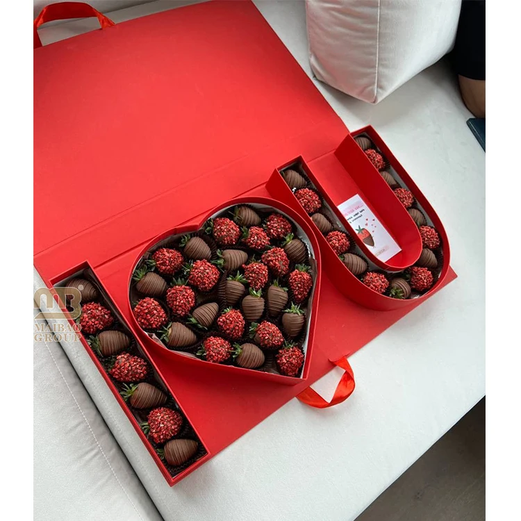 Custom Printed Valentine Strawberry Chocolate Box Packaging Luxury Rigid Paper Cardboard Box Empty Magnetic Closure Gift Box