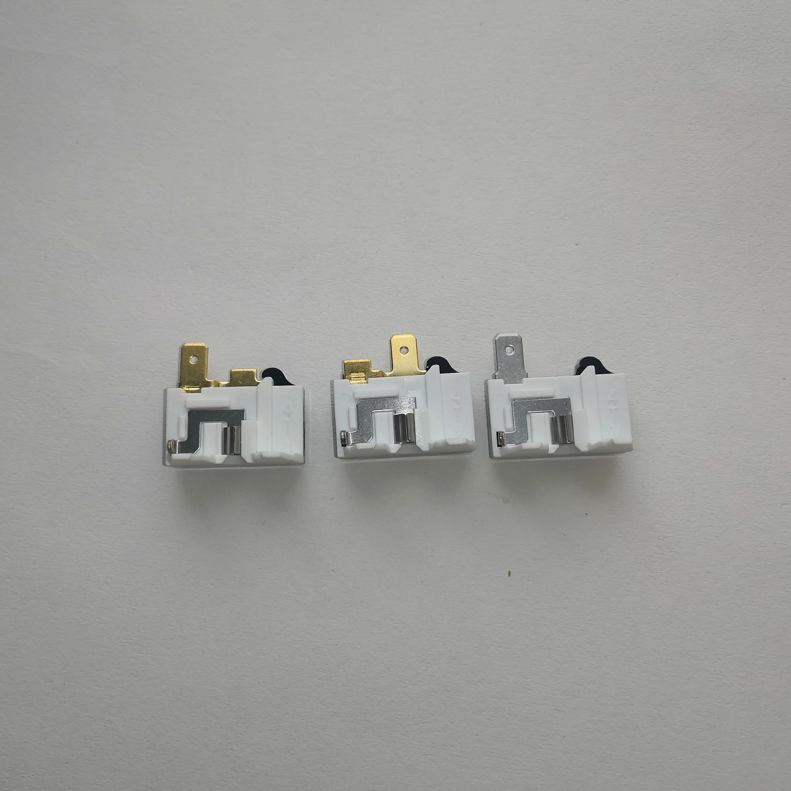 Hot Selling Overload Protector Refrigerator Compressor 4TM  Overload Protector PTC Relay