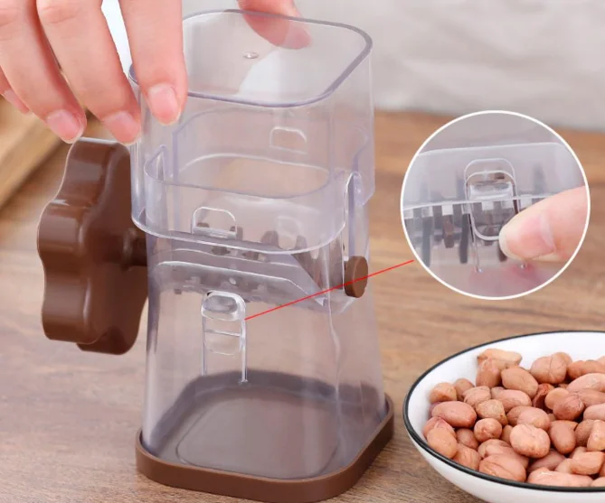 New Manual Grinder Rotating Nut and Chocolate Grinder Mini Plastic Food Crusher